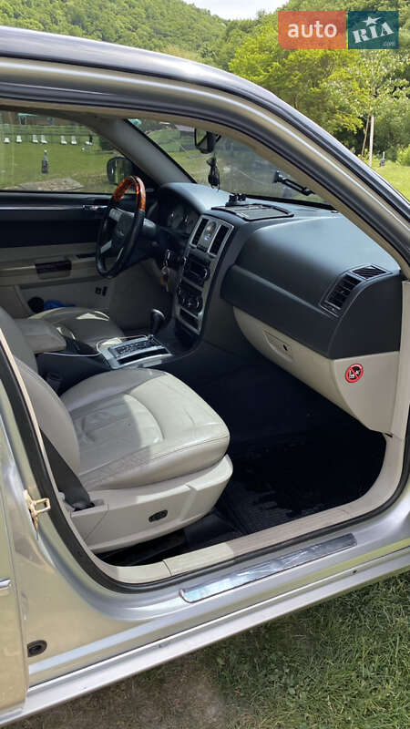 Седан Chrysler 300C 2005 в Хмельницком