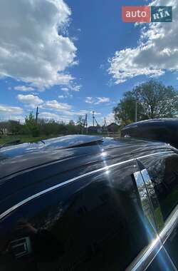 Седан Chrysler 300C 2005 в 