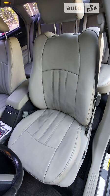 Универсал Chrysler 300C 2007 в Днепре