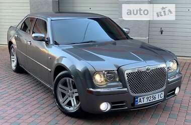 Седан Chrysler 300C 2006 в Ивано-Франковске