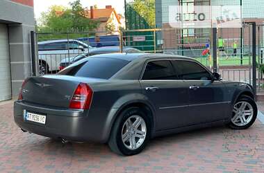 Седан Chrysler 300C 2006 в Ивано-Франковске