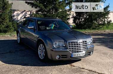 Седан Chrysler 300C 2006 в Великом Дальнике