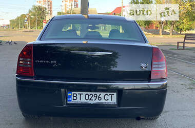 Седан Chrysler 300C 2005 в Николаеве