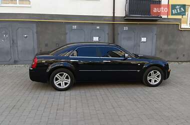 Седан Chrysler 300C 2006 в 