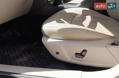 Седан Chrysler 300C 2006 в 