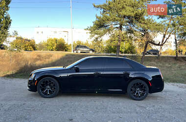 Седан Chrysler 300C 2019 в 