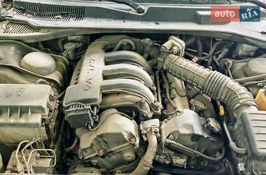 Седан Chrysler 300C 2006 в Броварах