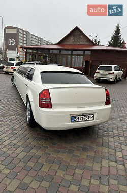 Лимузин Chrysler 300C 2005 в Тернополе