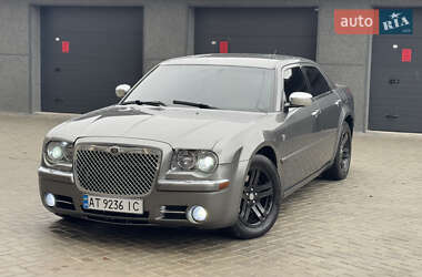 Седан Chrysler 300C 2006 в Івано-Франківську