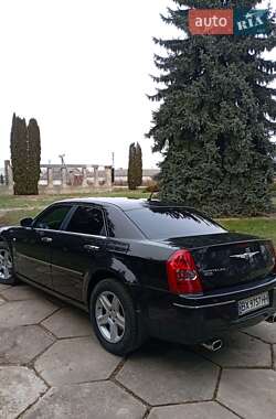 Седан Chrysler 300C 2008 в Дубні