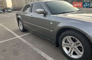 Седан Chrysler 300C 2006 в Киеве