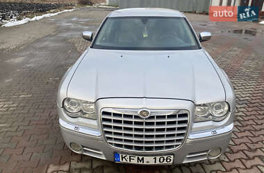 Седан Chrysler 300C 2009 в Коломые