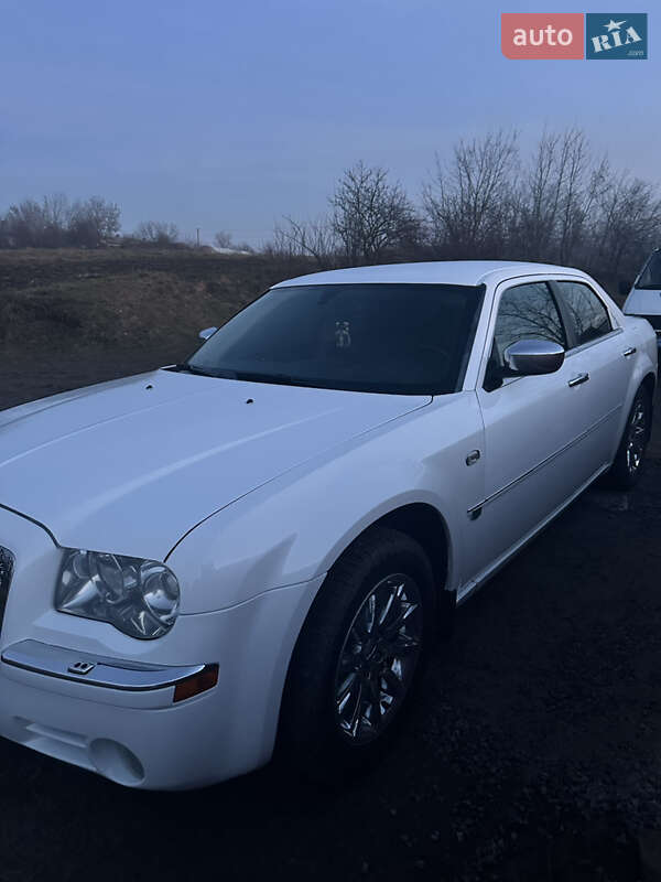 Хэтчбек Chrysler 300C 2005 в Жмеринке