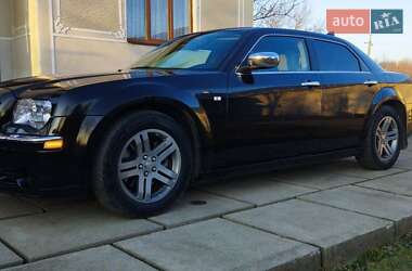 Хэтчбек Chrysler 300C 2005 в Снятине