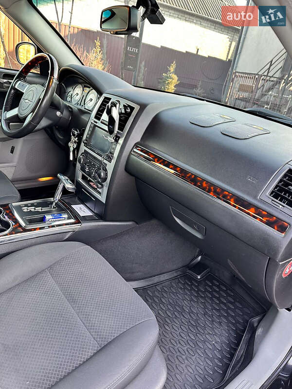 Седан Chrysler 300C 2008 в Одесі