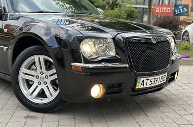 Седан Chrysler 300C 2006 в Ивано-Франковске