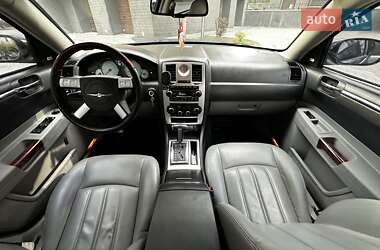 Седан Chrysler 300C 2006 в Ивано-Франковске