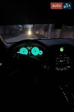 Седан Chrysler 300C 2005 в 