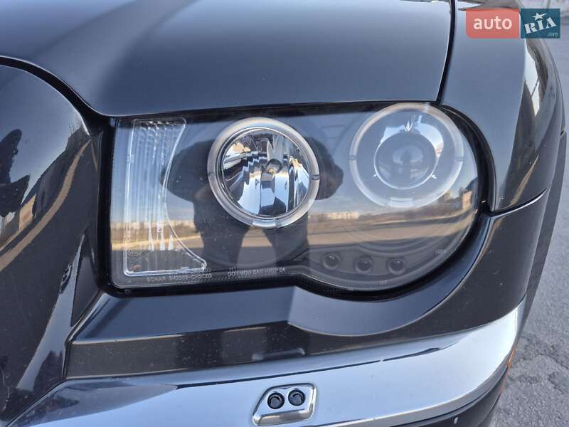 Седан Chrysler 300C 2005 в Херсоні