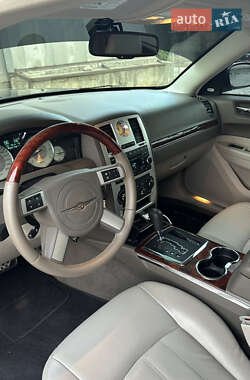Седан Chrysler 300C 2008 в 