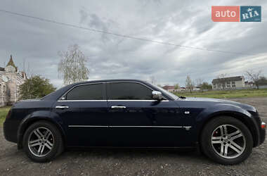 Седан Chrysler 300C 2005 в 