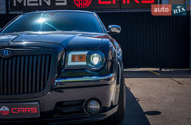 Седан Chrysler 300C 2004 в 