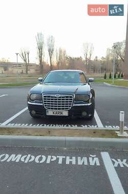 Седан Chrysler 300C 2005 в 
