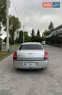 Седан Chrysler 300C 2006 в 