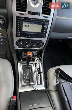 Седан Chrysler 300C 2006 в 