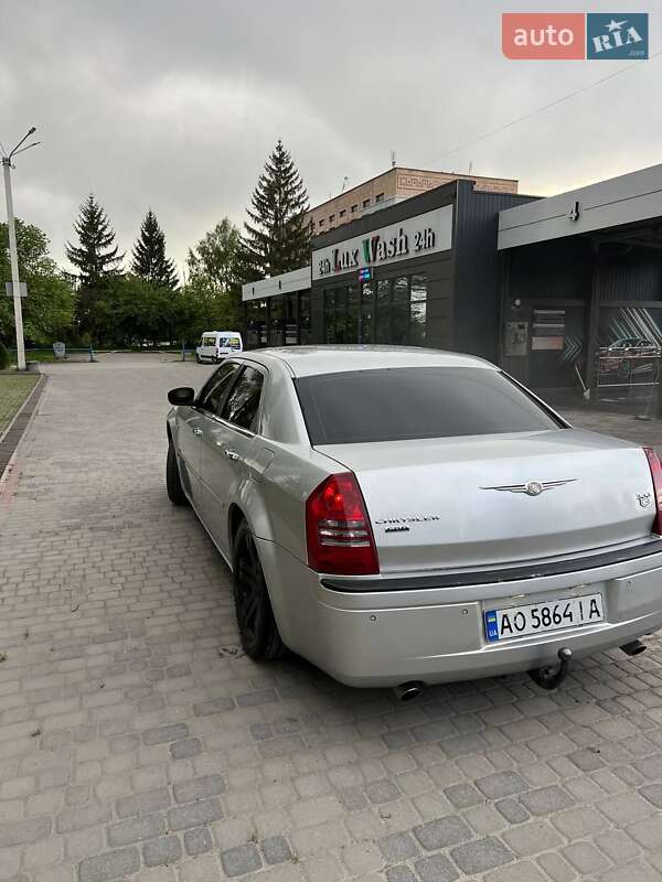 Седан Chrysler 300C 2006 в Тернополі