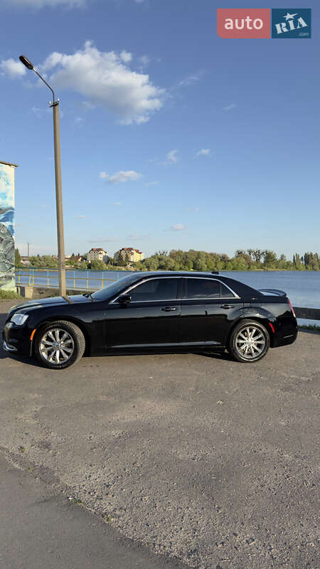 Седан Chrysler 300C 2016 в Ковеле