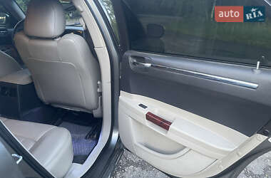 Седан Chrysler 300C 2006 в 