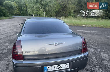Седан Chrysler 300C 2006 в 