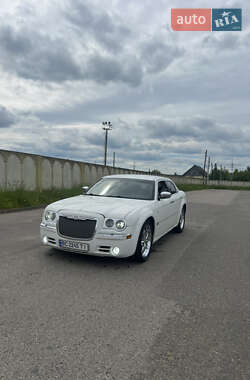 Седан Chrysler 300C 2004 в 