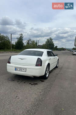 Седан Chrysler 300C 2004 в 