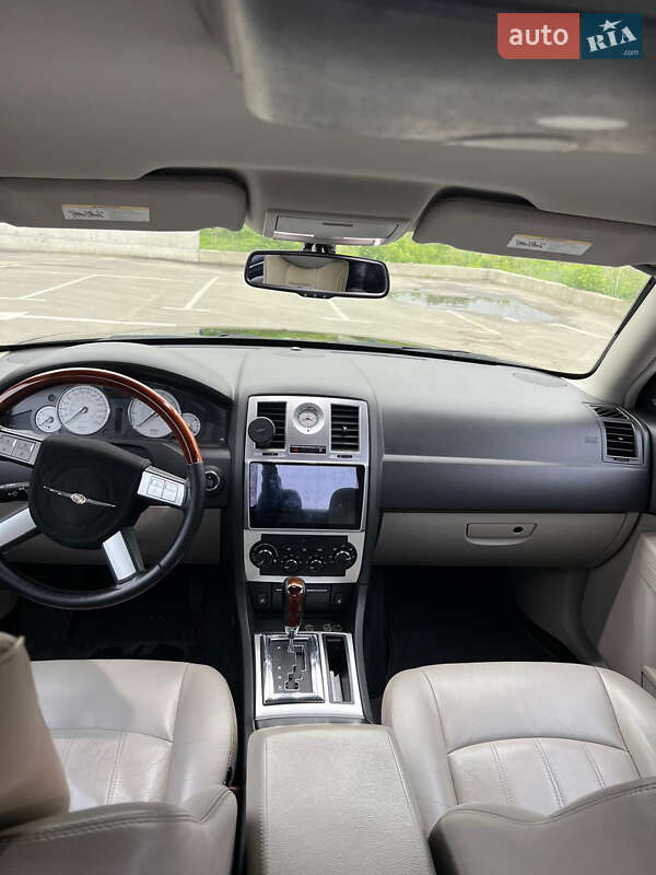 Седан Chrysler 300C 2006 в Одессе фото 13 Седан Chrysler 300C 2006 в Одессе