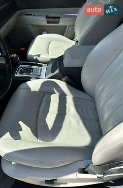 Седан Chrysler 300C 2006 в 
