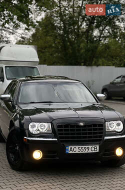 Седан Chrysler 300C 2005 в 