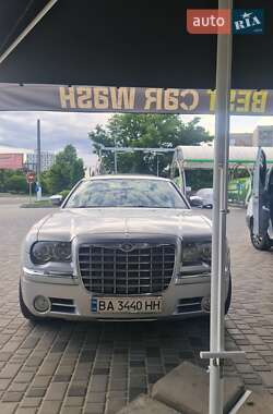 Седан Chrysler 300C 2005 в 