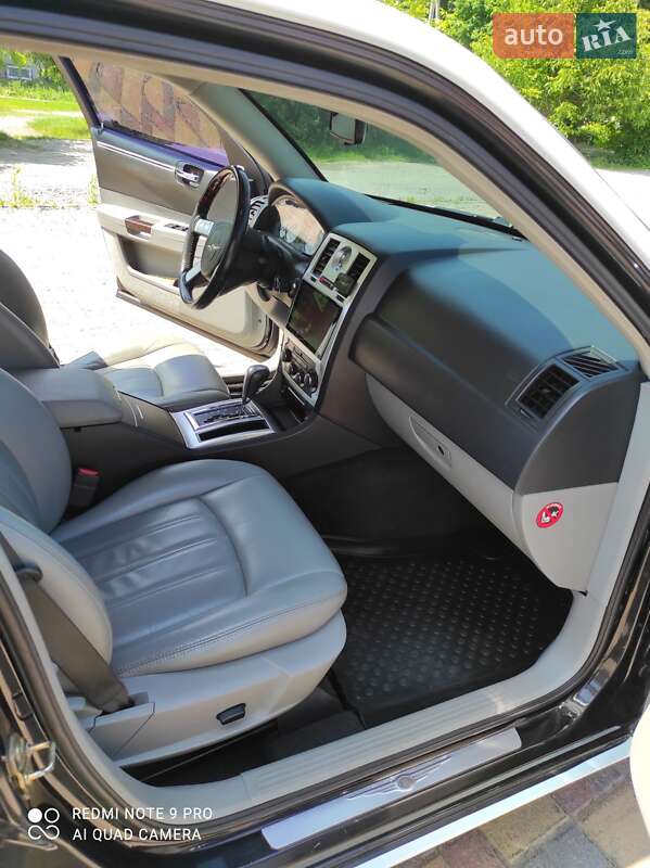 Седан Chrysler 300C 2005 в Гайсину фото 24 Седан Chrysler 300C 2005 в Гайсину