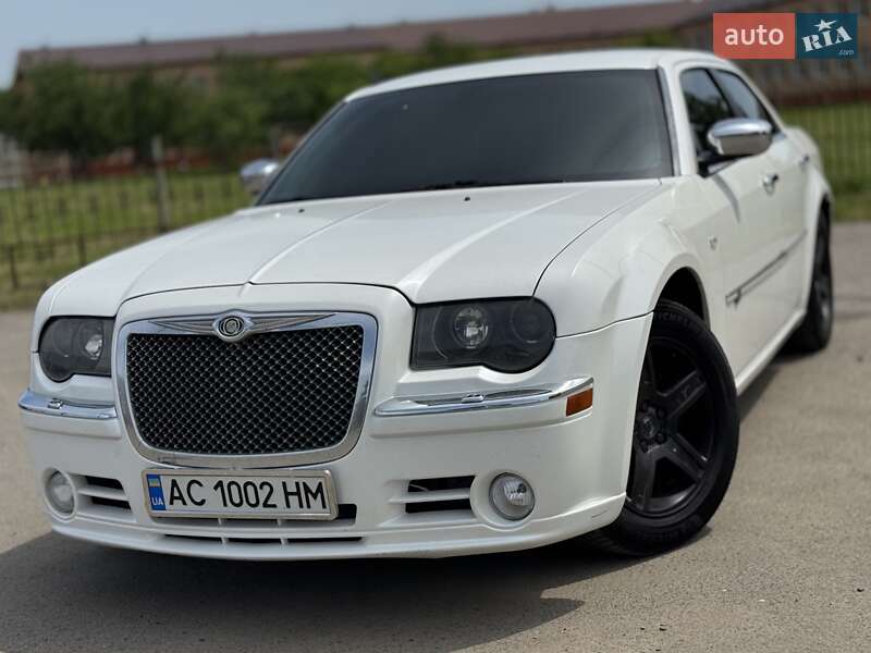 Седан Chrysler 300C 2008 в 