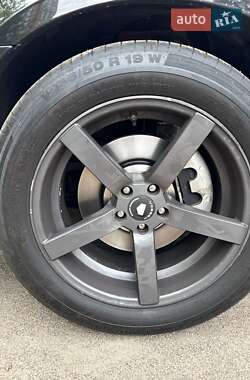 Седан Chrysler 300C 2004 в 