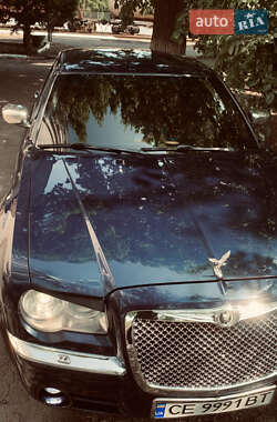 Седан Chrysler 300C 2005 в 