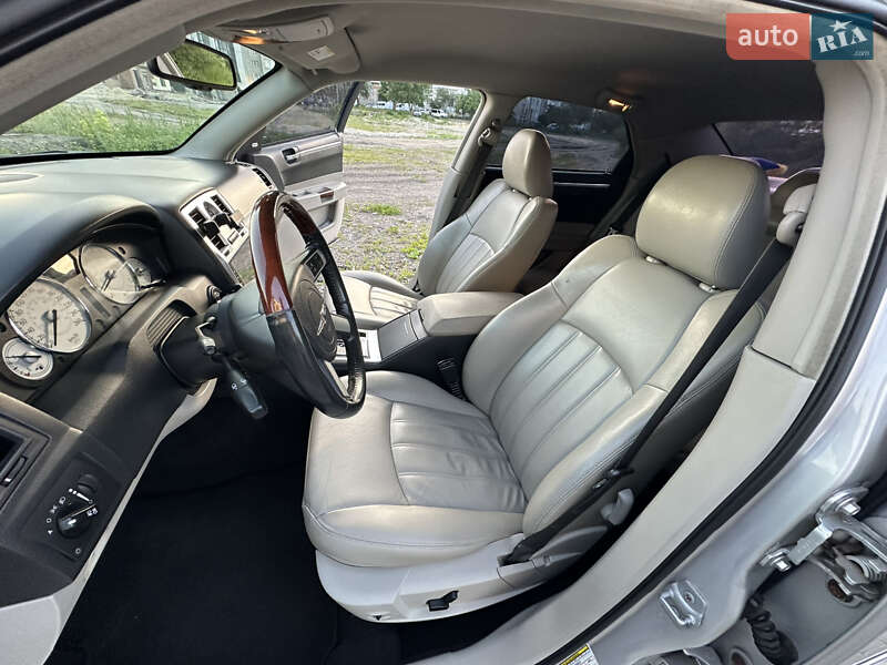 Седан Chrysler 300C 2007 в Шептицькому фото 17 Седан Chrysler 300C 2007 в Шептицькому