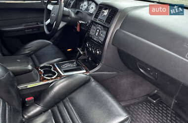 Седан Chrysler 300C 2004 в 