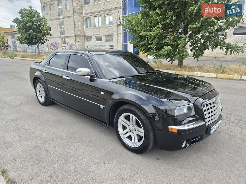 Седан Chrysler 300C 2005 в Херсоне