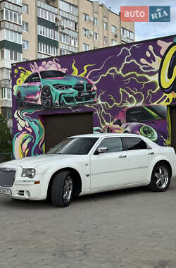 Седан Chrysler 300C 2004 в 