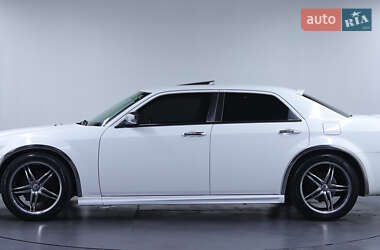 Седан Chrysler 300C 2005 в 