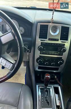Седан Chrysler 300C 2005 в 