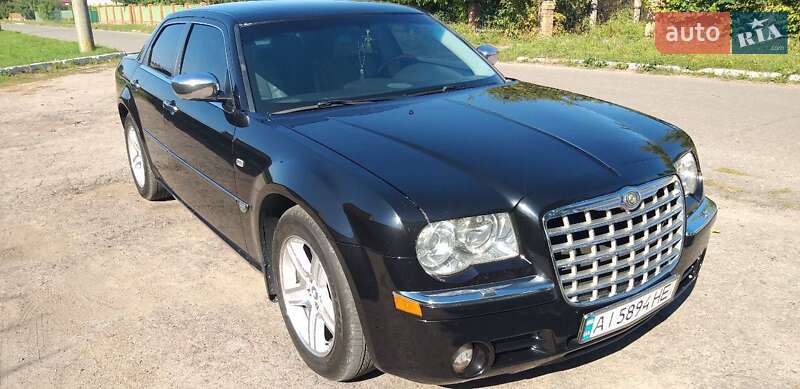 Седан Chrysler 300C 2005 в 